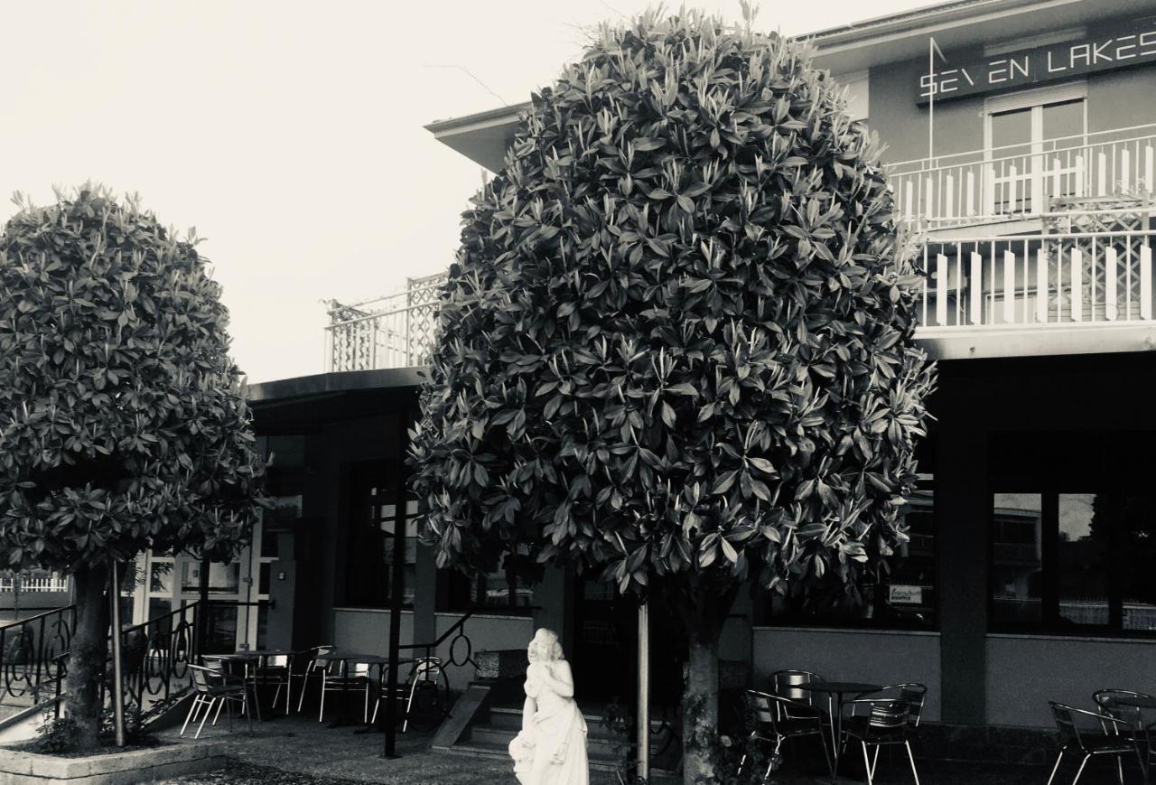 7 Lakes Aparthotel Burolo エクステリア 写真