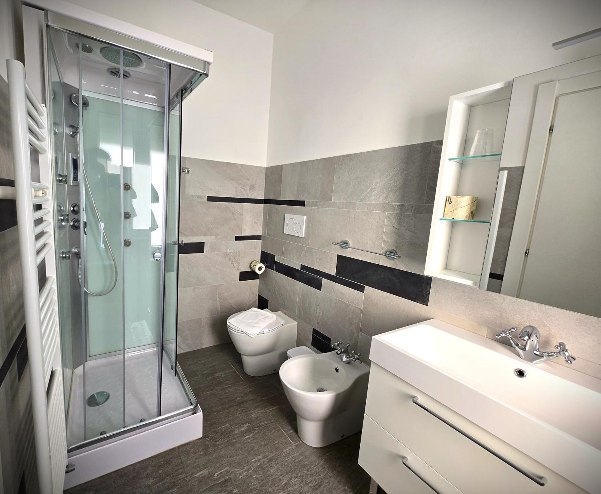 7 Lakes Aparthotel Burolo エクステリア 写真